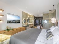 Apartamento en venta en Bahía del Velerín, Estepona