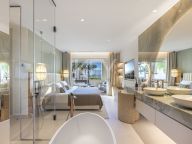 Apartamento en venta en Bahía del Velerín, Estepona