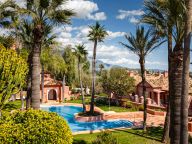 Town House for sale in Benahavis