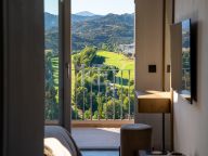 Town House for sale in Benahavis