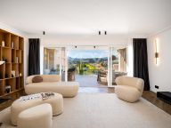 Town House for sale in Benahavis