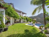 Villa for sale in Monte Mayor, Benahavis