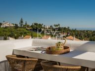 Duplex Penthouse for sale in La Quinta Village, Nueva Andalucia