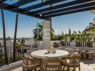 Duplex Penthouse for sale in La Quinta Village, Nueva Andalucia
