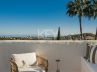 Duplex Penthouse for sale in La Quinta Village, Nueva Andalucia