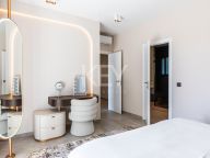 Вилла на продажу в Altos del Paraiso, Бенахавис