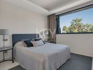 Villa for sale in Golden Mile, Marbella Golden Mile