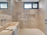 Villa for sale in Golden Mile, Marbella Golden Mile