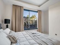 Villa for sale in Golden Mile, Marbella Golden Mile