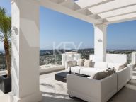 Duplex Penthouse for sale in Los Naranjos, Nueva Andalucia