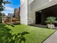 Вилла на продажу в Golden Mile, Золотая Миля