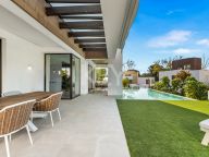 Вилла на продажу в Golden Mile, Золотая Миля