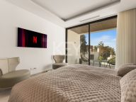 Вилла на продажу в Golden Mile, Золотая Миля