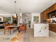 Вилла на продажу в Golden Mile, Золотая Миля