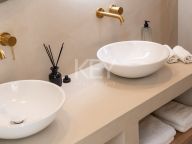 Semi Detached House for sale in Paraiso Alto, Benahavis