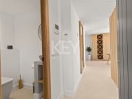 Semi Detached House for sale in Paraiso Alto, Benahavis