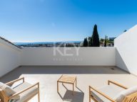 Semi Detached House for sale in Paraiso Alto, Benahavis
