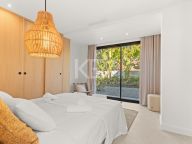 Semi Detached House for sale in Paraiso Alto, Benahavis