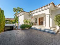 Villa en venta en Sierra Blanca, Marbella Golden Mile