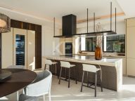 Villa for sale in Marbella Hill Club, Marbella Golden Mile