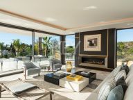 Villa for sale in Marbella Hill Club, Marbella Golden Mile