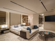 Villa for sale in Marbella Hill Club, Marbella Golden Mile