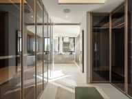 Villa for sale in Marbella Hill Club, Marbella Golden Mile