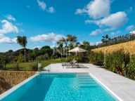 Villa for sale in Marbella Hill Club, Marbella Golden Mile