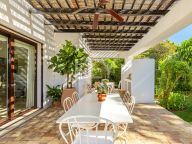 Villa for sale in Finca Cortesin, Casares