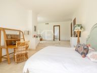 Villa for sale in Finca Cortesin, Casares