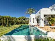 Villa for sale in Finca Cortesin, Casares