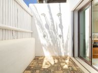 Villa for sale in Finca Cortesin, Casares