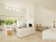 Villa for sale in Finca Cortesin, Casares