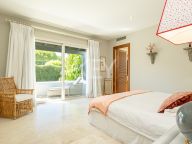 Villa for sale in Finca Cortesin, Casares