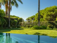 Villa for sale in Finca Cortesin, Casares