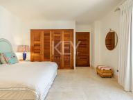 Villa for sale in Finca Cortesin, Casares