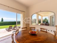 Villa for sale in Benahavis