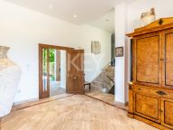 Villa for sale in Benahavis