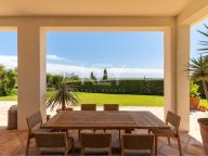 Villa for sale in Benahavis