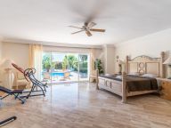 Villa en venta en Benahavis