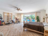 Villa en venta en Benahavis