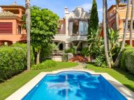 Villa Pareada en alquiler en La Alzambra, Nueva Andalucia