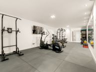 Villa Pareada en alquiler en La Alzambra, Nueva Andalucia