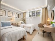 Town House for sale in Nueva Andalucia