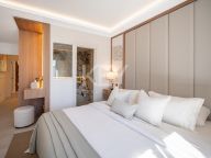 Town House for sale in Nueva Andalucia