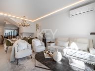 Town House for sale in Nueva Andalucia