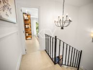 Town House for sale in Nueva Andalucia