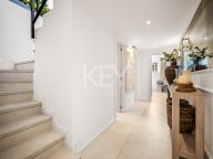 Town House for sale in Nueva Andalucia