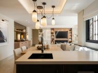 Apartment for sale in Coto Real, Marbella Golden Mile