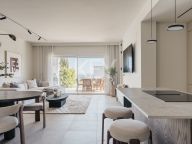 Apartment for sale in La Quinta Village, Nueva Andalucia